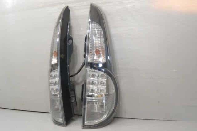 Right Tail Light SUZUKI MR Wagon 2013 DBA-MF33S — photo 3