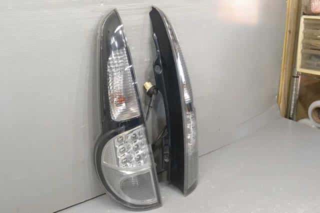 Right Tail Light SUZUKI MR Wagon 2013 DBA-MF33S — photo 4