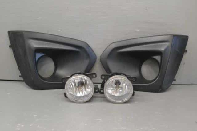 Right Fog Light SUBARU Impreza 2013 DBA-GJ3 — photo 1