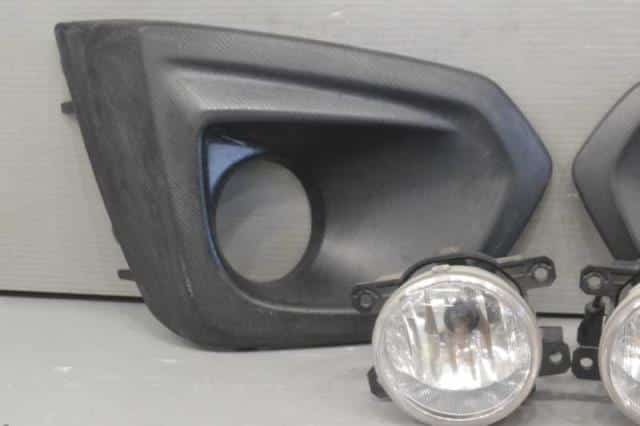 Right Fog Light SUBARU Impreza 2013 DBA-GJ3 — photo 4