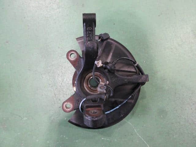 Front Left Knuckle Hub Assembly SUZUKI Every 2015 HBD-DA17V 4515164P60 — photo 1