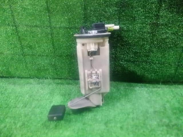 Fuel Pump SUZUKI Wagon R 2006 DBA-MH21S 1510072820 — photo 1