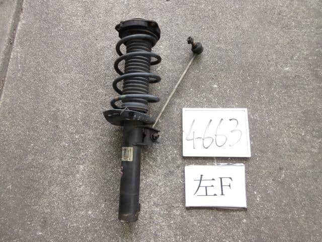 Front Left Strut VOLKSWAGEN The Beetle 2013 DBA-16CBZ 5C0413031DC — photo 1