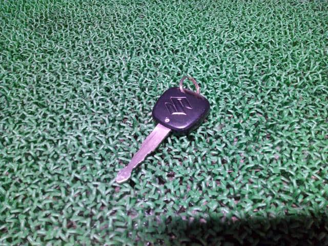 Keyless Entry Remote Control Key SUZUKI Every 2020 EBD-DA17V 3714572MA2 — photo 1