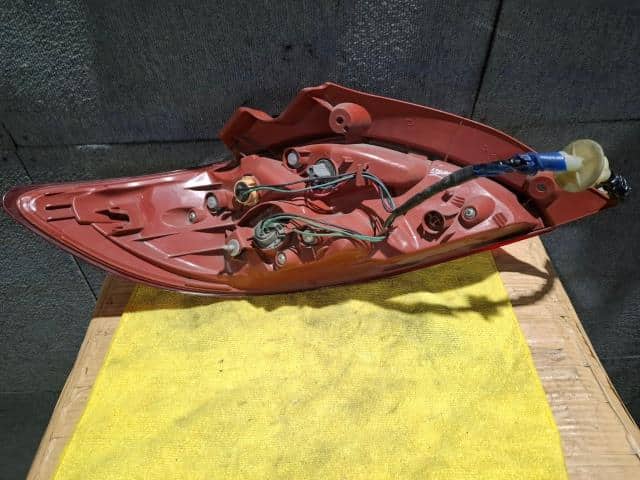 Right Tail Light MAZDA Demio 2007 DBA-DE3FS D65151150F — photo 4