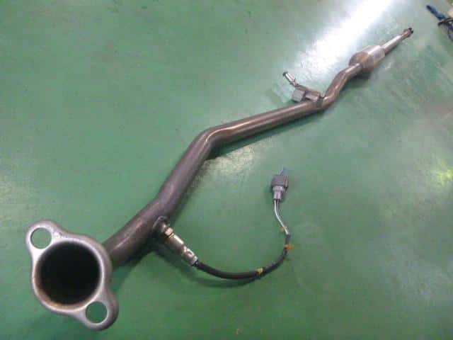 Front Exhaust Pipe MAZDA Flair 2014 DAA-MJ44S 1A0040550B — photo 2