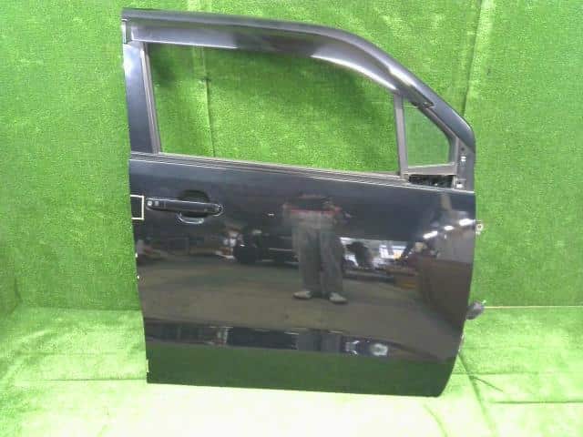 Front Right Door Assembly SUZUKI Wagon R 2010 DBA-MH23S 6800170K00 — photo 1