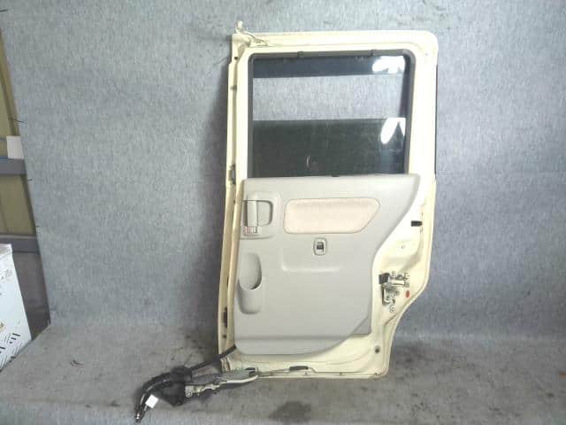Rear Right Door Assembly SUZUKI Spacia 2017 DAA-MK42S 6850181M01 — photo 2