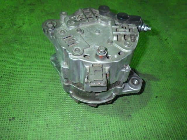 Alternator Mitsubishi Fuso Fighter Mignon 2010 SKG-FK72FY ME300073 — photo 2