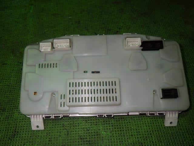 Speedometer Mitsubishi Fuso Fighter Mignon 2010 SKG-FK72FY MK645637 — photo 2