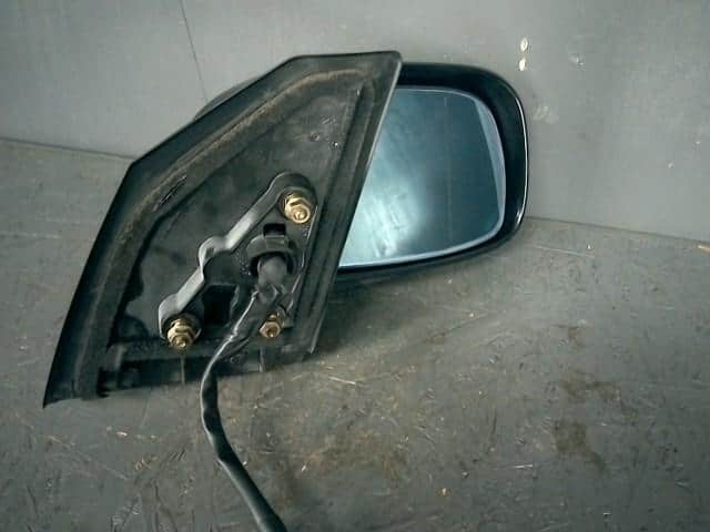 Right Side Mirror TOYOTA COROLLA 2002 UA-NZE121 — photo 4