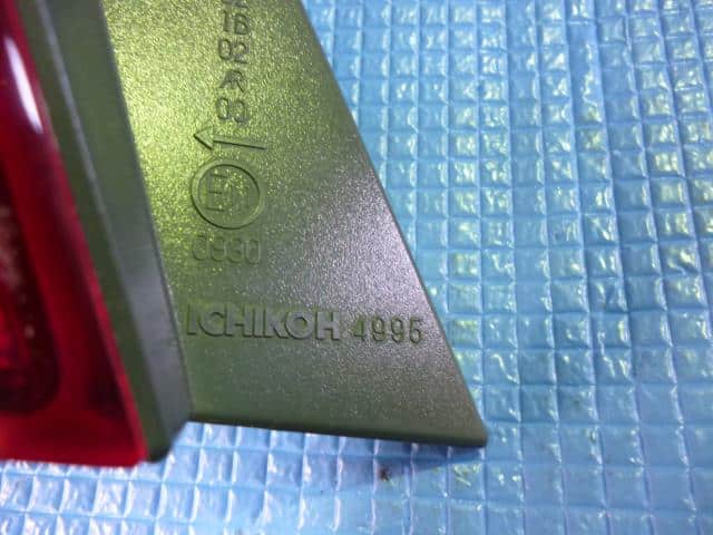 Left Tail Light HONDA Fit 2005 DBA-GD1 — photo 4