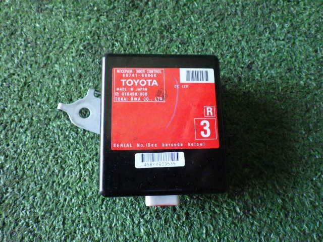 Door Lock Relay TOYOTA Wish 2009 DBA-ZGE20 — photo 1