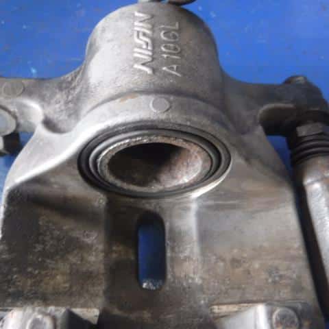 Rear Left Caliper HONDA Odyssey 2003 UA-RB2 — photo 3