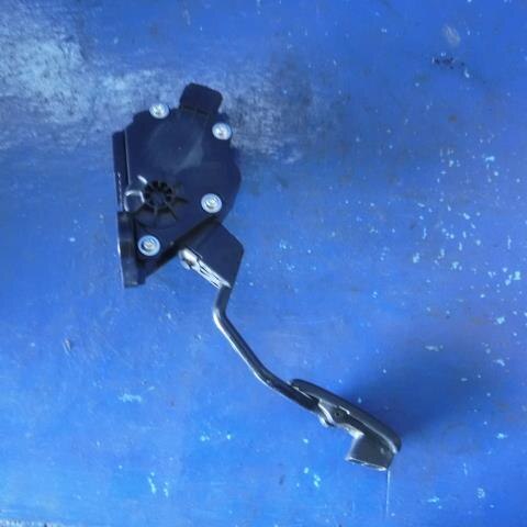 Engine Parts TOYOTA Vitz 2008 CBA-NCP95 — photo 2
