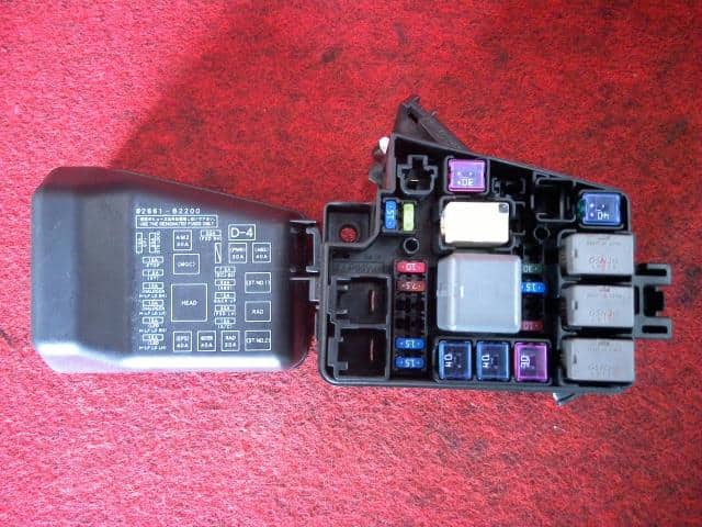 Fuse Box SUBARU Stella 2014 DBA-LA100 — photo 1