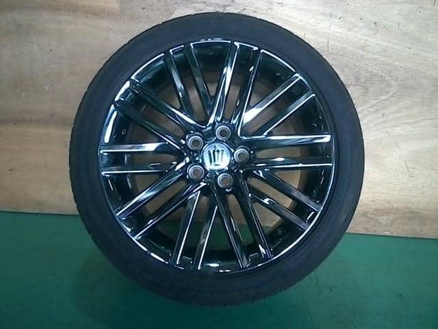 Tire/Wheel Assembly TOYOTA Crown 2016 DAA-AWS210 4261130F50 — photo 1