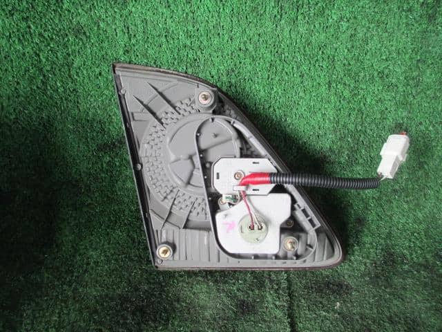 Right Finish Panel TOYOTA Crown 2005 DBA-GRS180 — photo 2