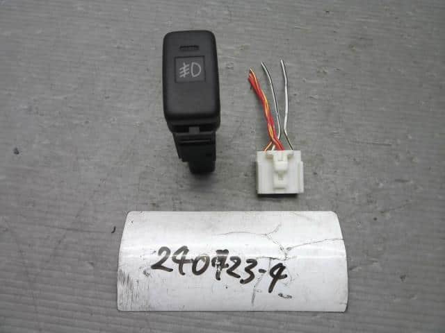 Switch SUBARU Pleoplus 2013 DBA-LA310F — photo 1