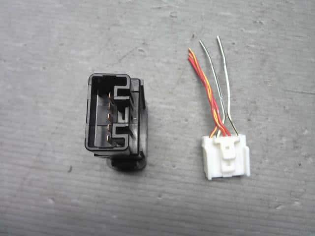Switch SUBARU Pleoplus 2013 DBA-LA310F — photo 4