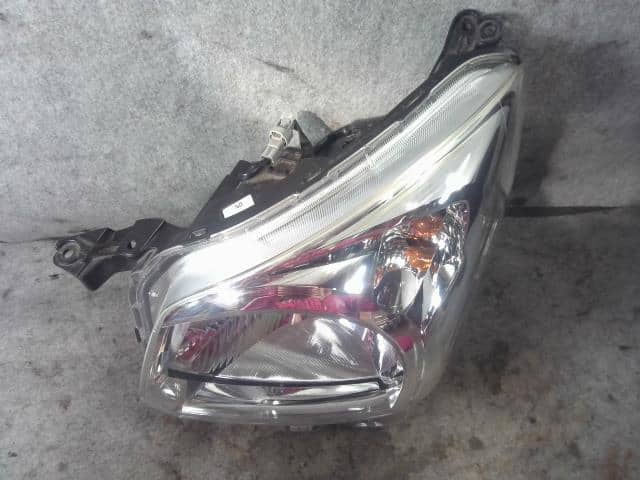 Left Headlight SUZUKI Spacia 2013 DBA-MK32S 3532081M00 — photo 4