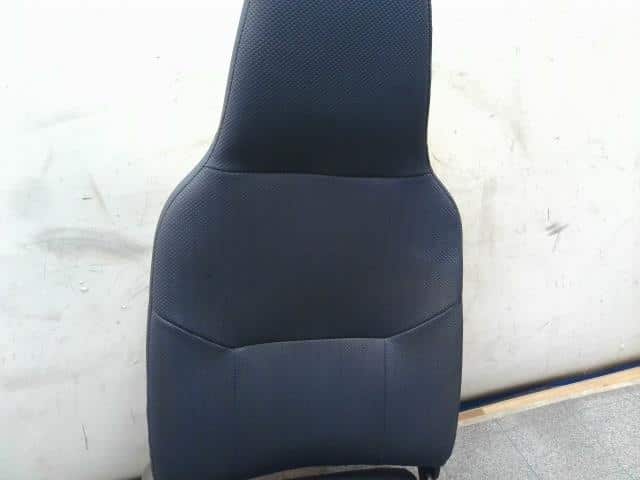 Driver's Seat Mitsubishi Fuso Canter 2007 PDG-FE70B MK566570 — photo 2