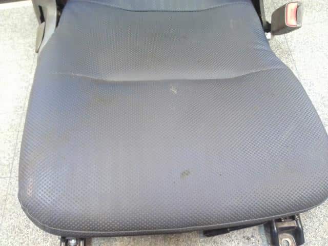 Driver's Seat Mitsubishi Fuso Canter 2007 PDG-FE70B MK566570 — photo 3