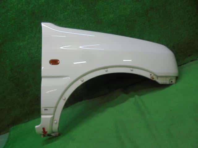 Right Fender Panel SUZUKI Jimny 2002 TA-JB23W 5861181AA0 — photo 1