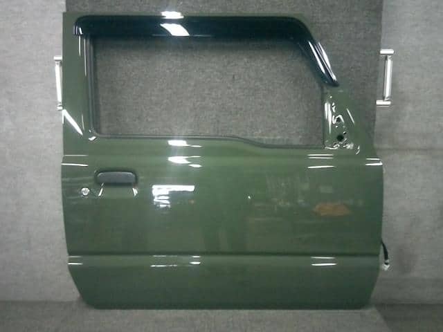 Front Right Door Assembly SUZUKI Jimny 2023 3BA-JB64W 6800177R00 — photo 1