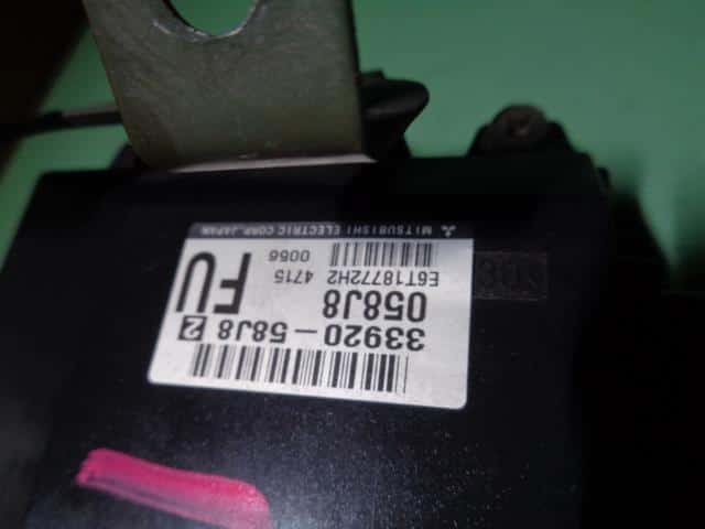 Engine Control Unit SUZUKI Wagon R 2004 CBA-MH21S E6T18772H2 — photo 2