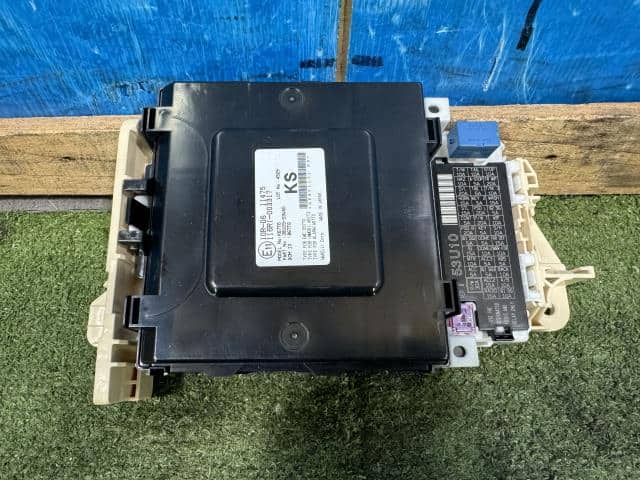 Fuse Box SUZUKI Spacia 2023 5AA-MK94S — photo 1