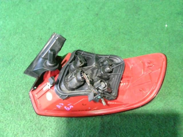 Left Tail Light AUDI Audi a3 2010 DBA-8PCAX 8P4945095E — photo 3