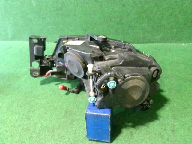 Right Headlight AUDI Audi a3 2010 DBA-8PCAX 8P0941030BF — photo 4