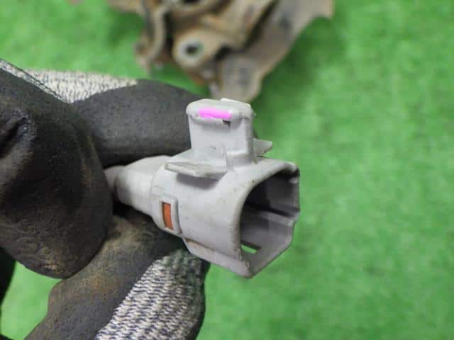 Front Right Knuckle Hub Assembly SUBARU Pleoplus 2019 DBA-LA360F 43211B2140 — photo 3