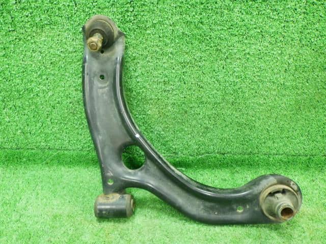 Front Right Lower Control Arm SUBARU Pleoplus 2019 DBA-LA360F 48068B2101 — photo 2