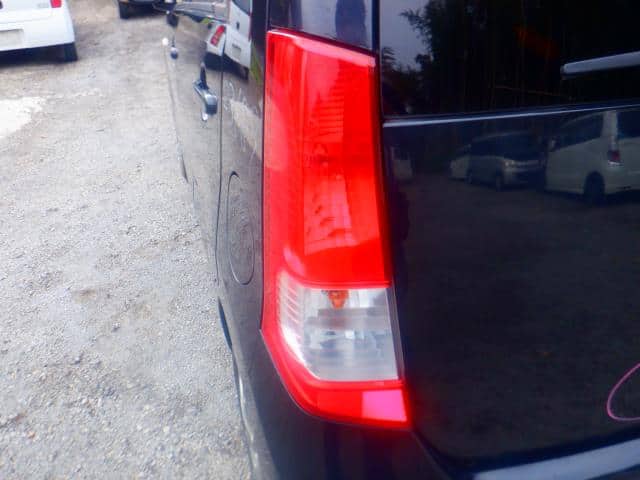 Left Tail Light SUZUKI Wagon R 2009 DBA-MH23S 3567070K00 — photo 1