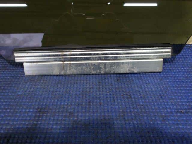 Rear Left Door Windshield SUZUKI Alto 2014 DBA-HA35S 8454662P20 — photo 2