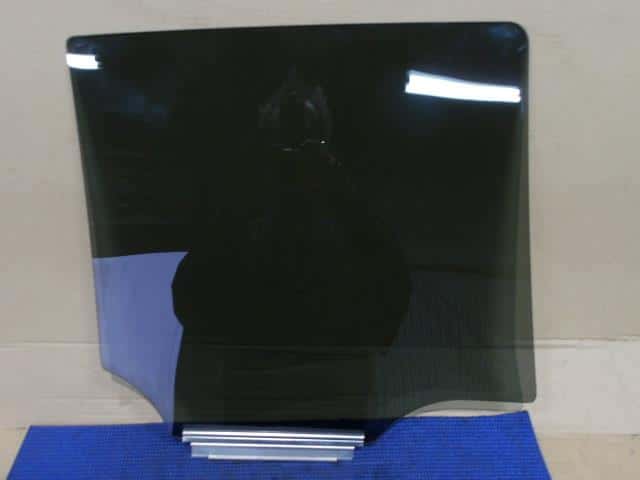 Rear Left Door Windshield SUZUKI Alto 2014 DBA-HA35S 8454662P20 — photo 4