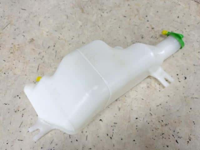 Coolant Tank MAZDA Scrum 2010 EBD-DG63T — photo 1