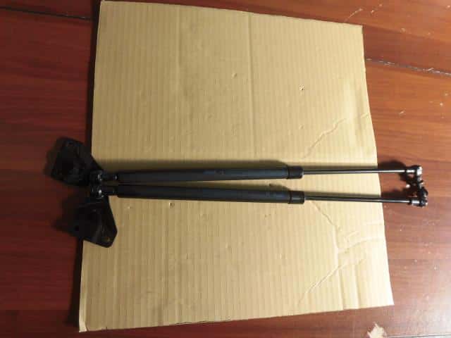 Tail Gate Damper SUZUKI Alto 2009 DBA-HA25S — photo 1