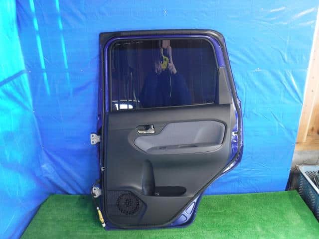 Rear Right Door Assembly DAIHATSU Move 2014 DBA-LA160S — photo 2