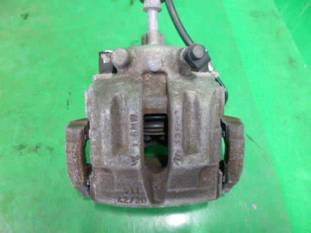 Rear Left Caliper BMW 3 Series 2007 ABA-VB23 34216768697 — photo 1