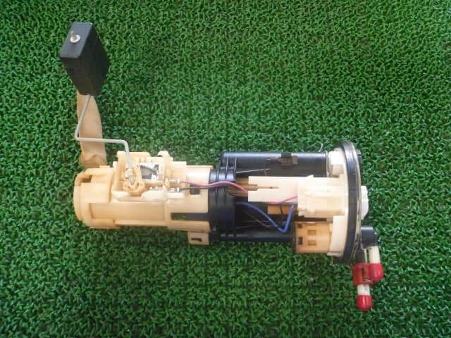 Fuel Pump SUZUKI Every 2005 TE-DA62V 1510076842 — photo 1