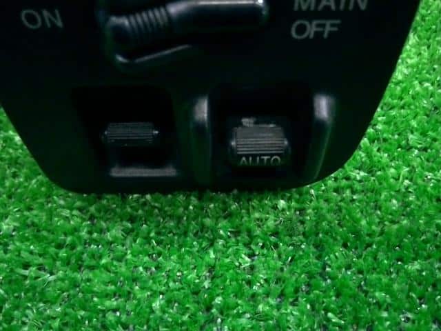 Power Window Switch HONDA Step Wagon 1999 GF-RF1 — photo 2