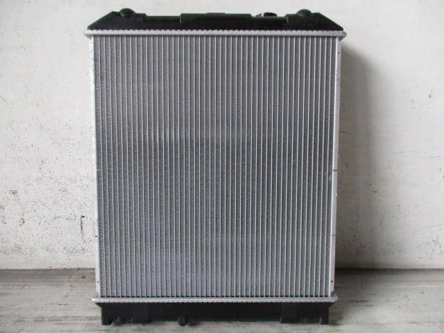 Radiator ISUZU ELF KC-NPR66L 8971665191 — photo 1