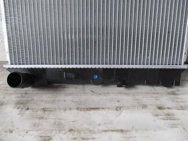 Radiator ISUZU ELF KC-NPR66L 8971665191 — photo 4