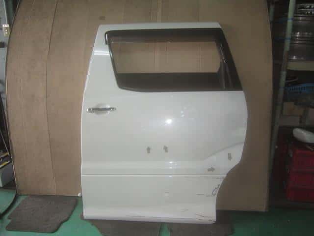 Rear Left Door Assembly TOYOTA Alphard 2005 DBA-ANH10 — photo 1