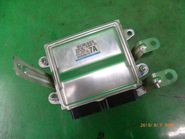 Engine Control Unit NISSAN Nv100 clipper 2015 HBD-DR17 — photo 1