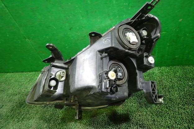 Right Headlight NISSAN Bluebird Sylphy 2006 DBA-KG11 — photo 4
