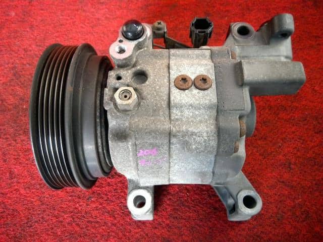 A/C Compressor NISSAN Cube 2002 TA-AZ10 — photo 1